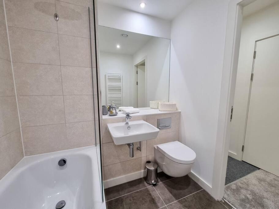 Luxury City Centre Townhouse With Parking Mánchester Exterior foto